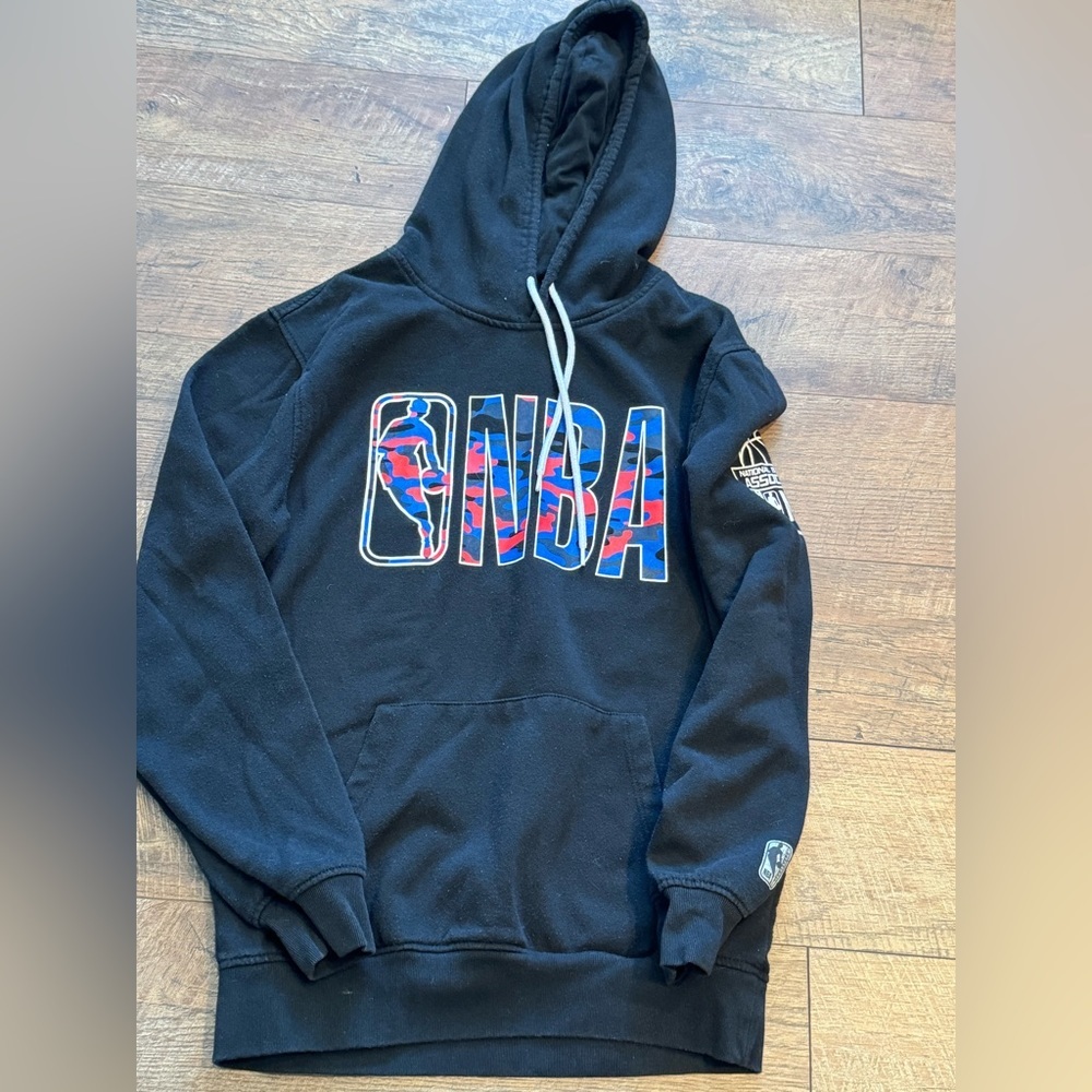 Official NBA Camo Logo Hoodie Sweatshirt Men’s Pullover Black Multi-Color
